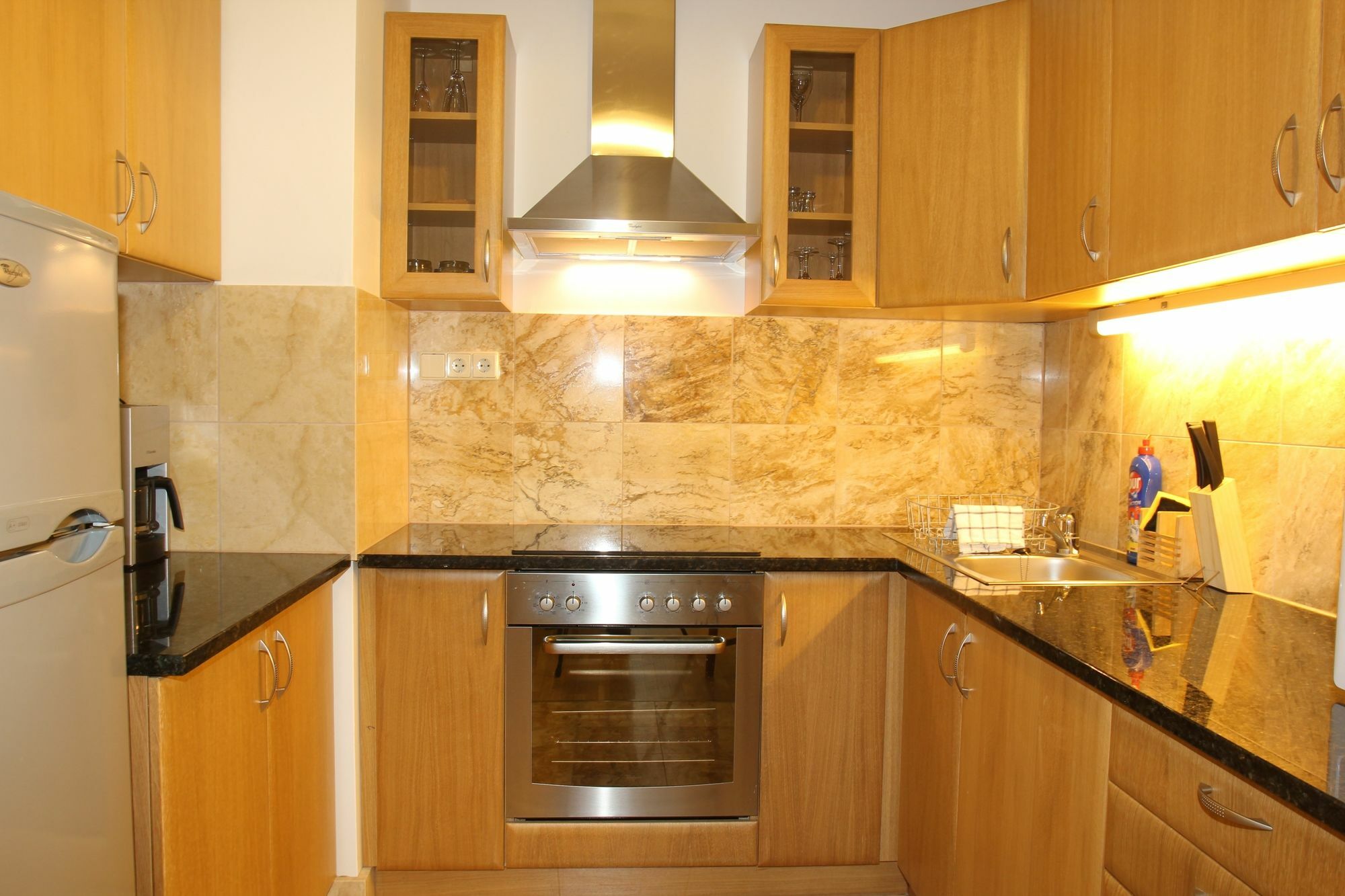 Adler Apartments Будапеща Екстериор снимка