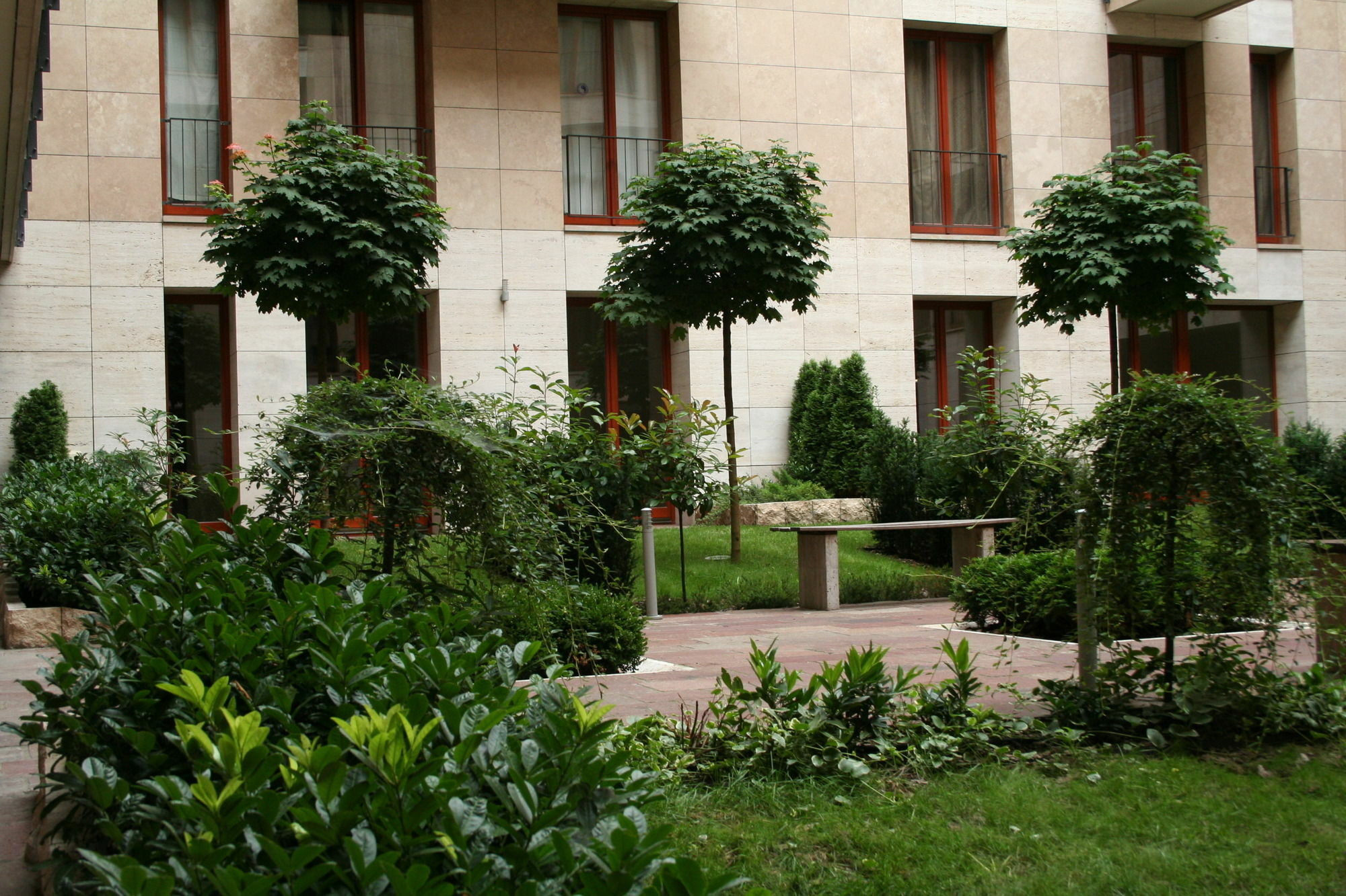 Adler Apartments Будапеща Екстериор снимка
